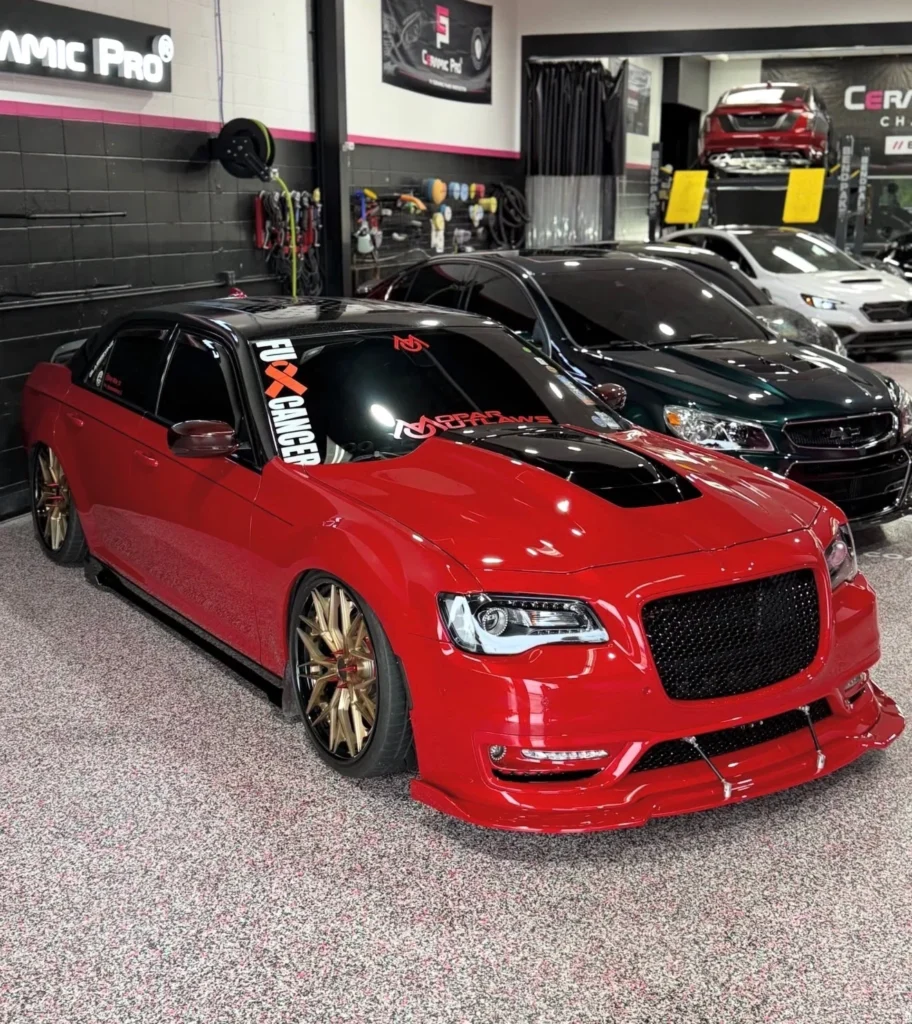 11-23 Chrysler 300 ZR hood