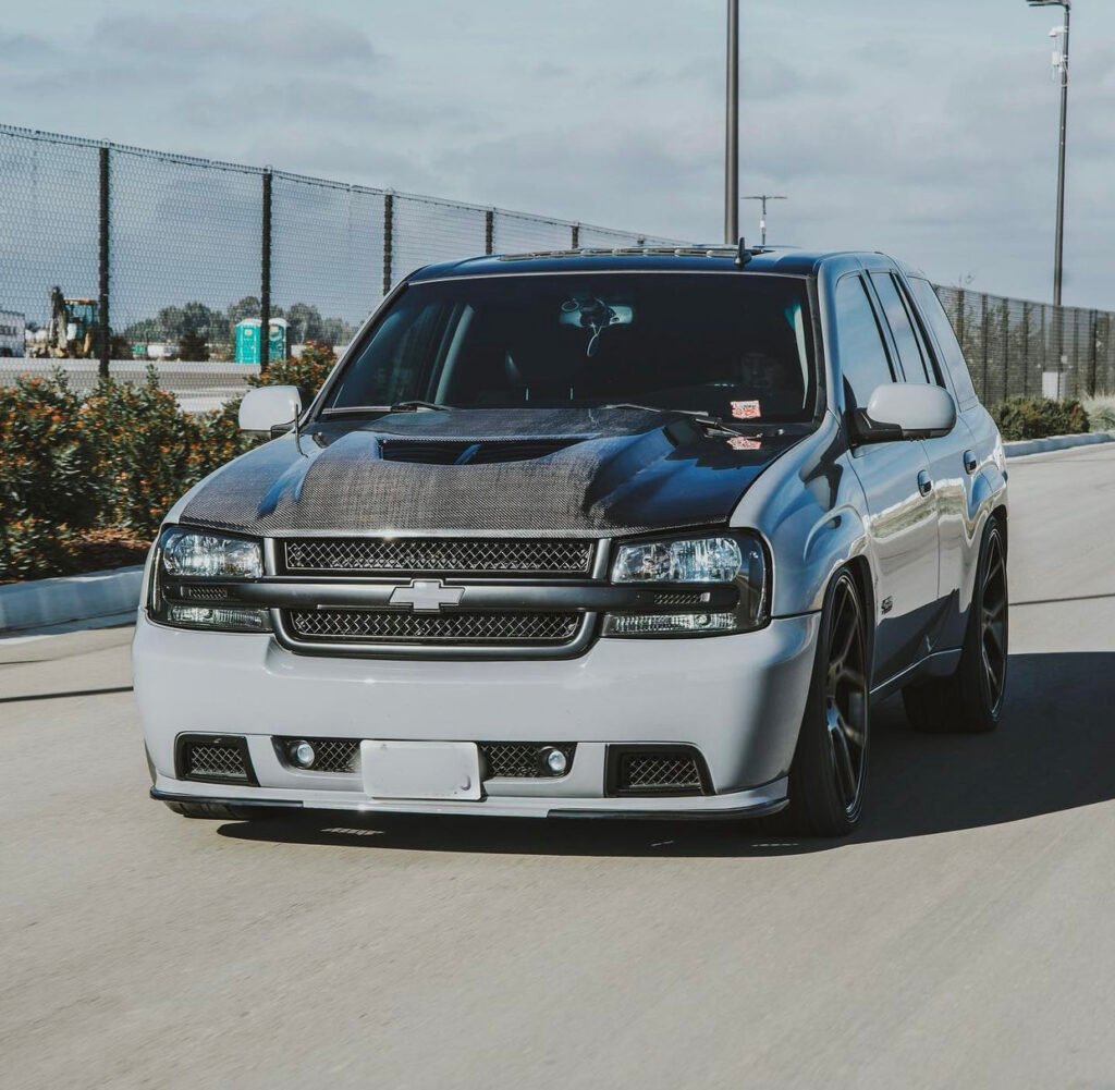 TBSS trailblazer C7 style hood