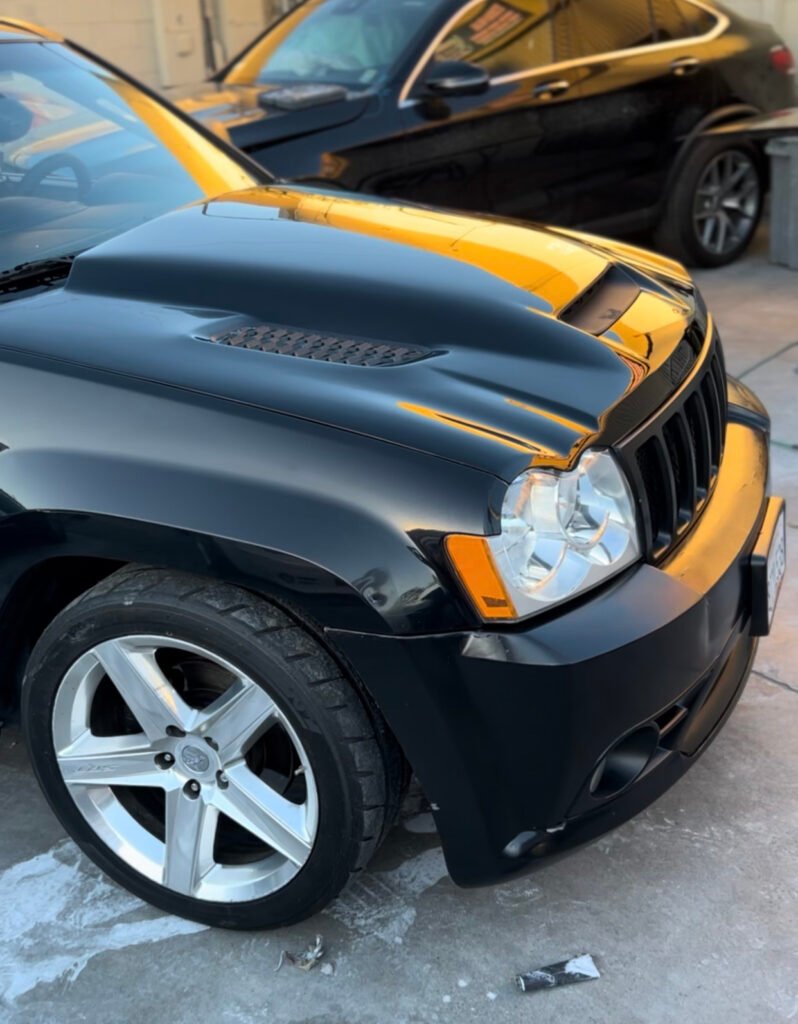 05-10 jeep grand Cherokee redeye V2 hood
